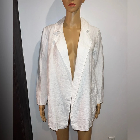 Theory white linen blazer, size small